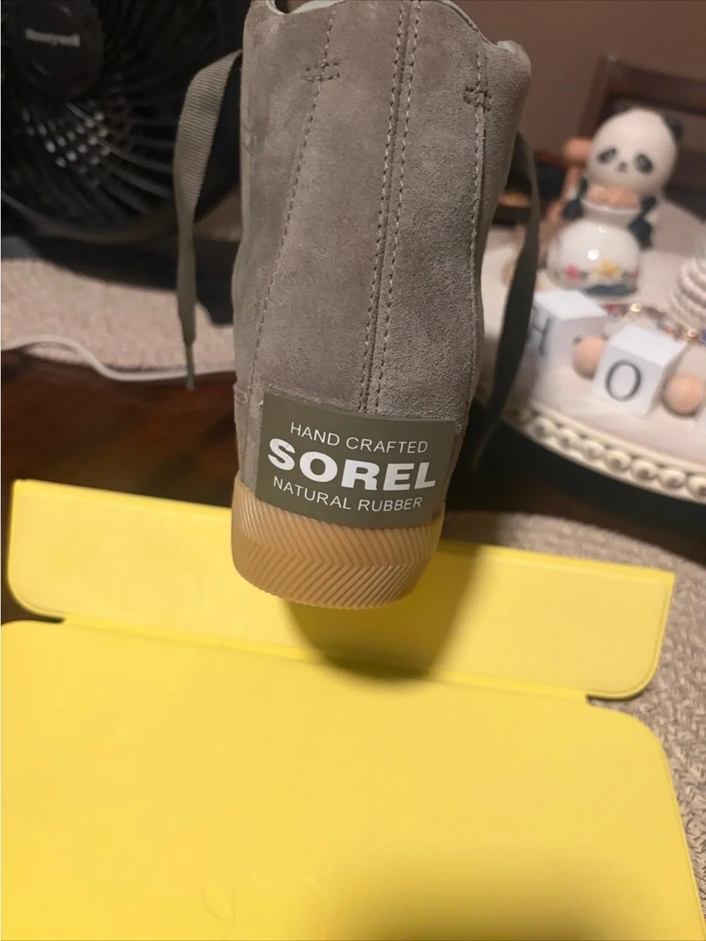 Sorel Olive Green Suede Lace-Up Wedge Size 8.5